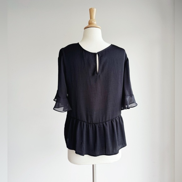 WHO WHAT WEAR Black Silky Ruffle Blouse Women's Small - Picture 3 of 5